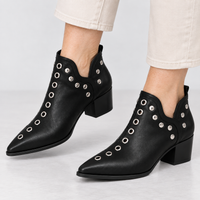 Roze | Studded Puntige Enkellaarsjes