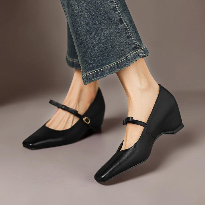 NOOR | ELEGANTE MARY JANES MET STRIK
