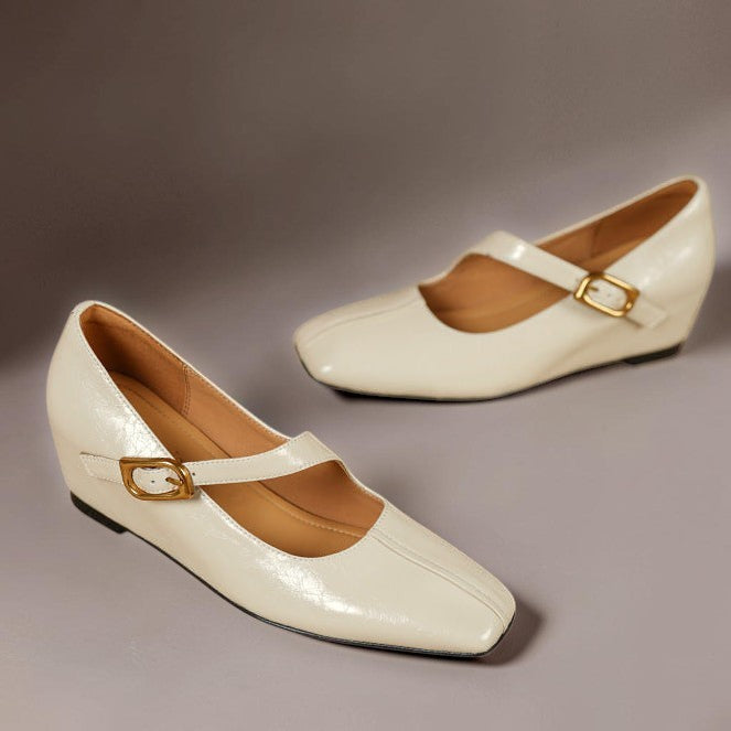 TESS | LEREN MARY JANES MET VIERKANTE NEUS